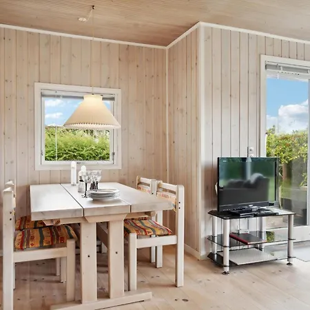 Feriehus 2 Bedroom Stunning In *