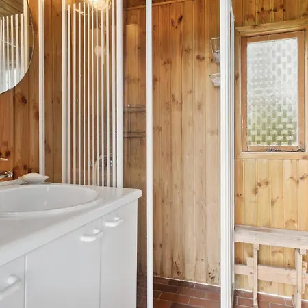 別荘 2 Bedroom Stunning In *