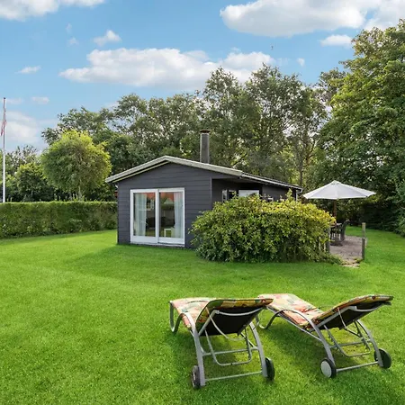 2 Bedroom Stunning In Feriehus Otterup