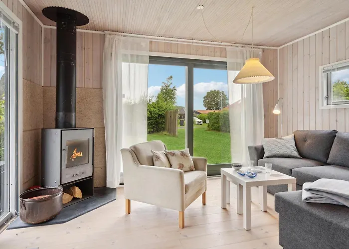 Σπίτι διακοπών 2 Bedroom Stunning In