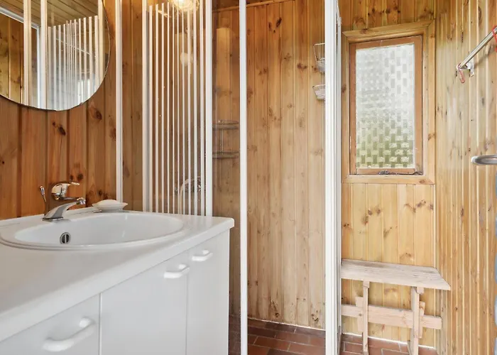 Σπίτι διακοπών 2 Bedroom Stunning In *